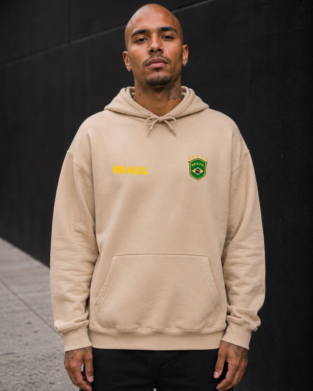 Moletom Brasil Escudo Bordado No Peito Com Capuz Casual
